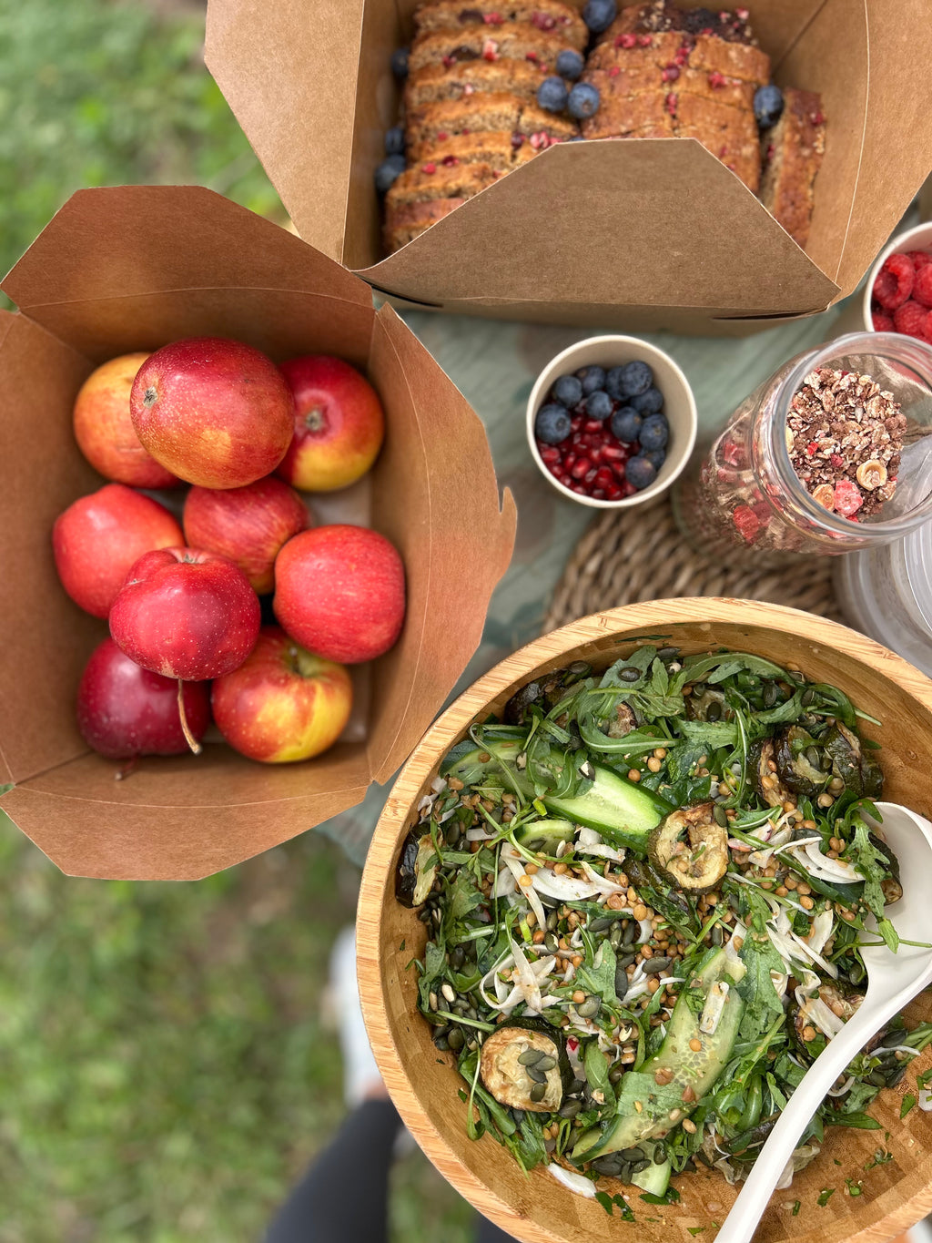 PRIVATE COSMO HIKE & FOOD